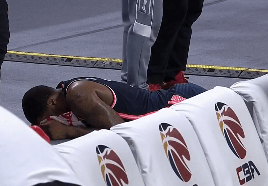 瓦伦西亚训练开放日,冲刺阶段伤情更新引欢呼,国王杯在即,高层口径保持一致的简单介绍 瓦伦西亚训练开放日,冲刺阶段伤情更新引欢呼,国王杯在即,高层口径保持一致的简单介绍